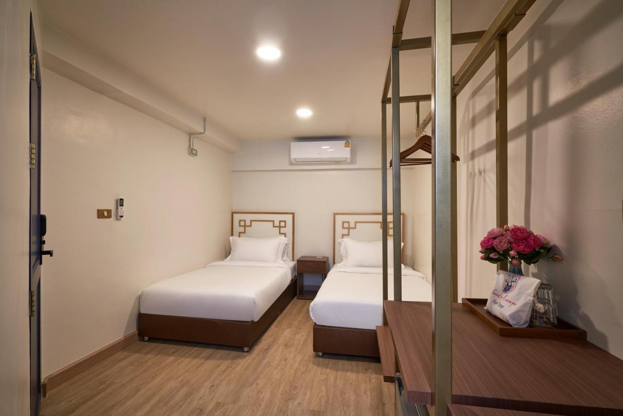 Sweet'S Escape Hotell Bangkok Exteriör bild